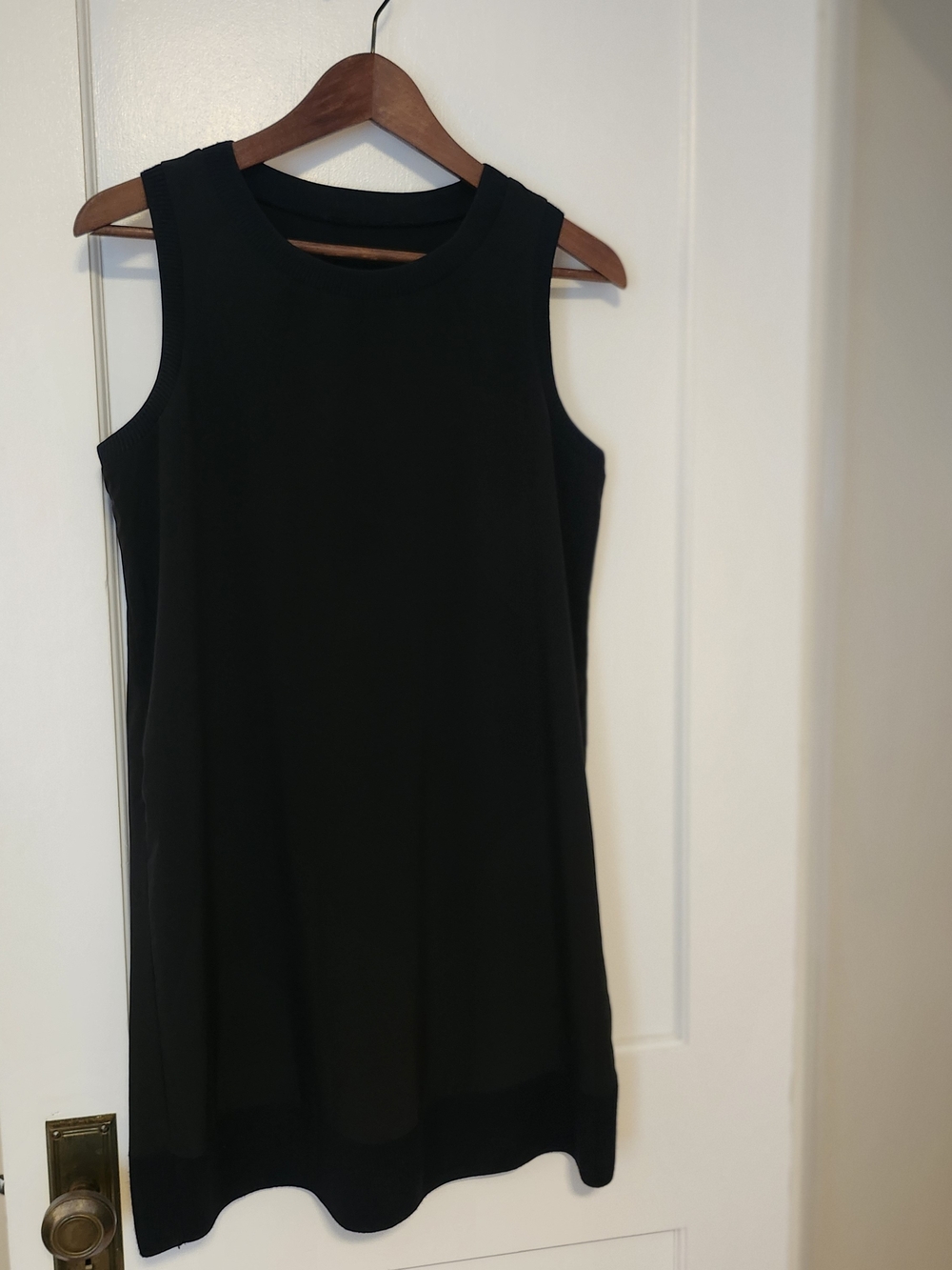 Classic Sleeveless Black Shift Dress